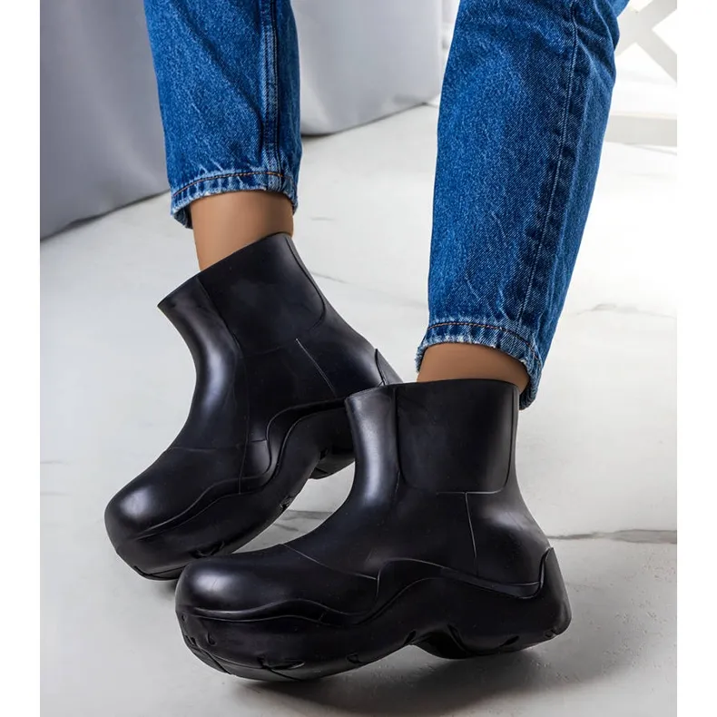 BM Bottes en caoutchouc noir sur une semelle Frolo haute le noir