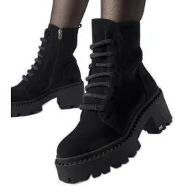 Bottes isolées noires avec post Karino le noir