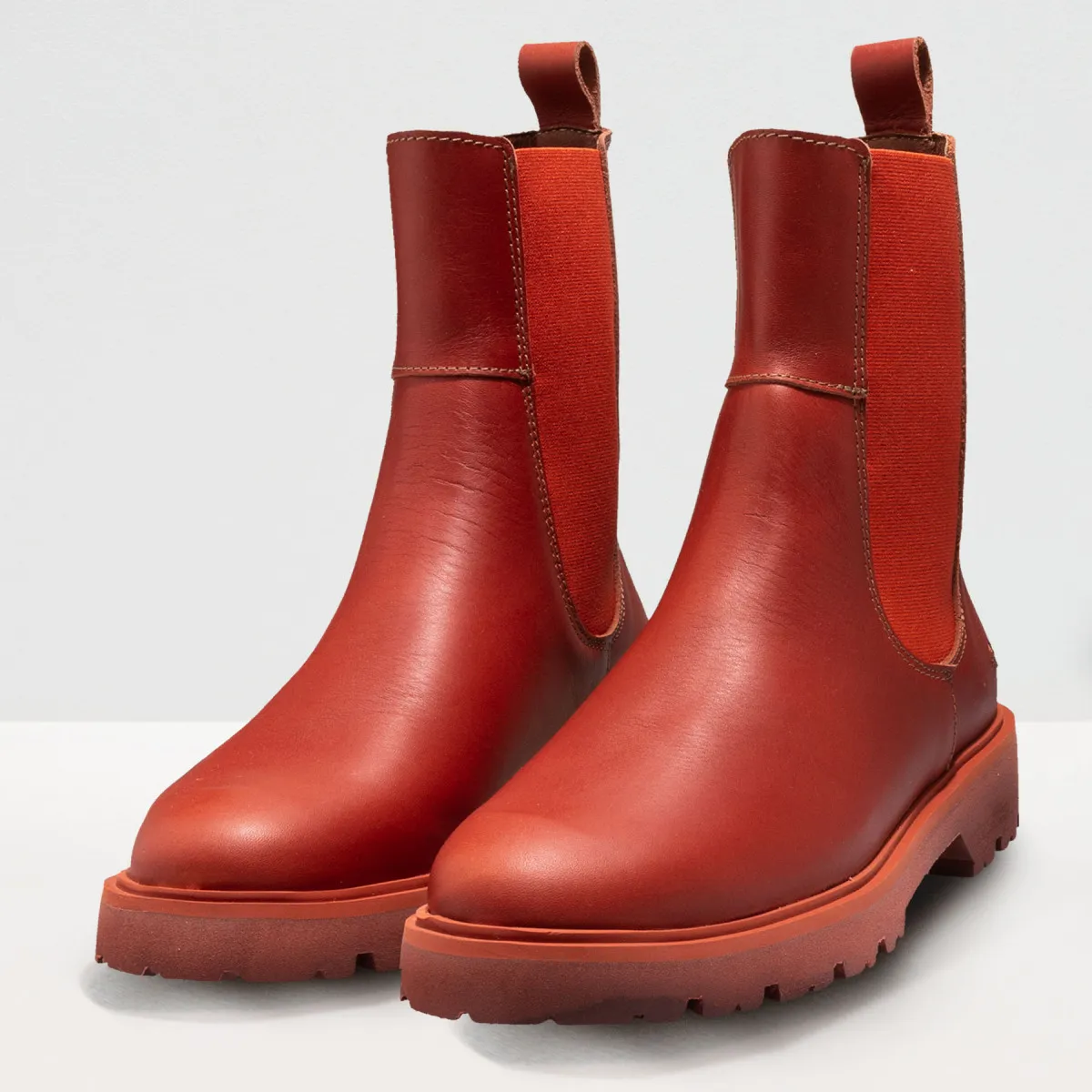 Bottines chelsea en cuir mat - Rouge