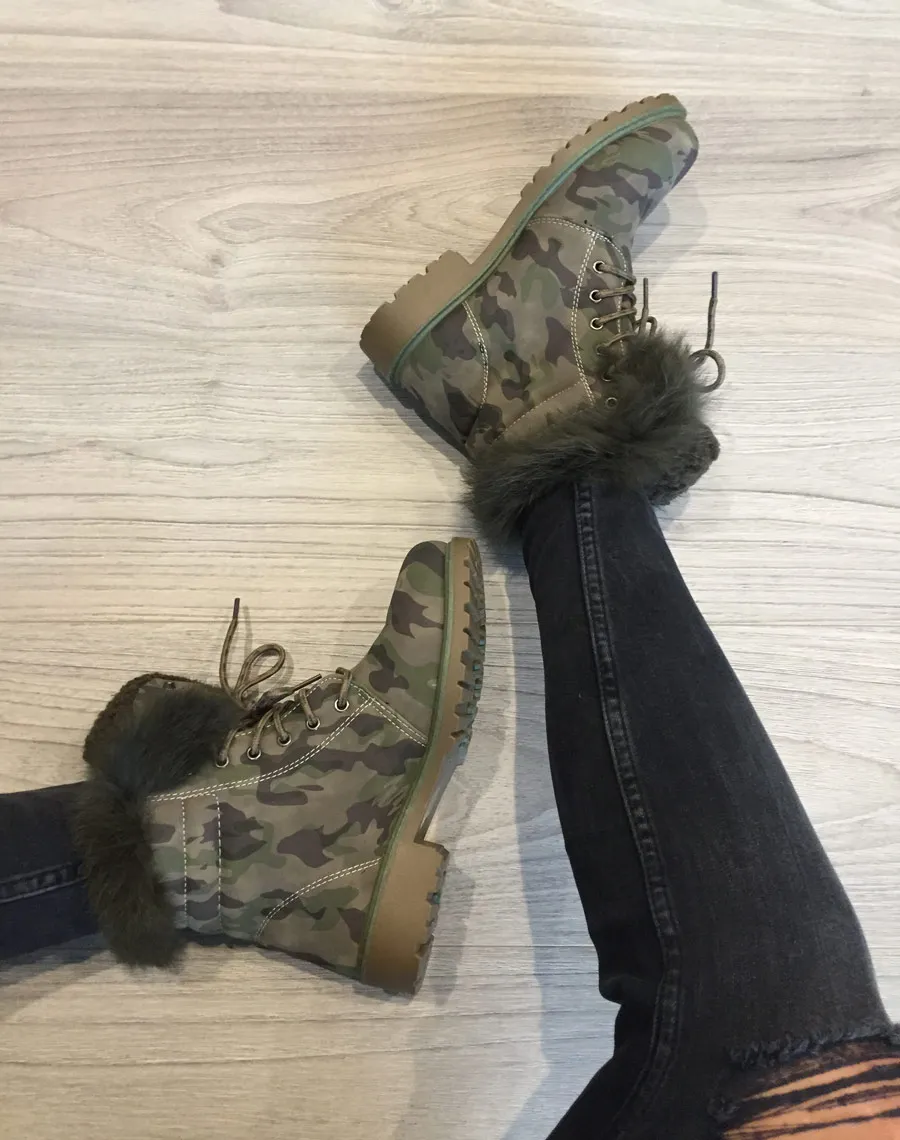 Chaussures montantes à lacets & fourrées camouflage 