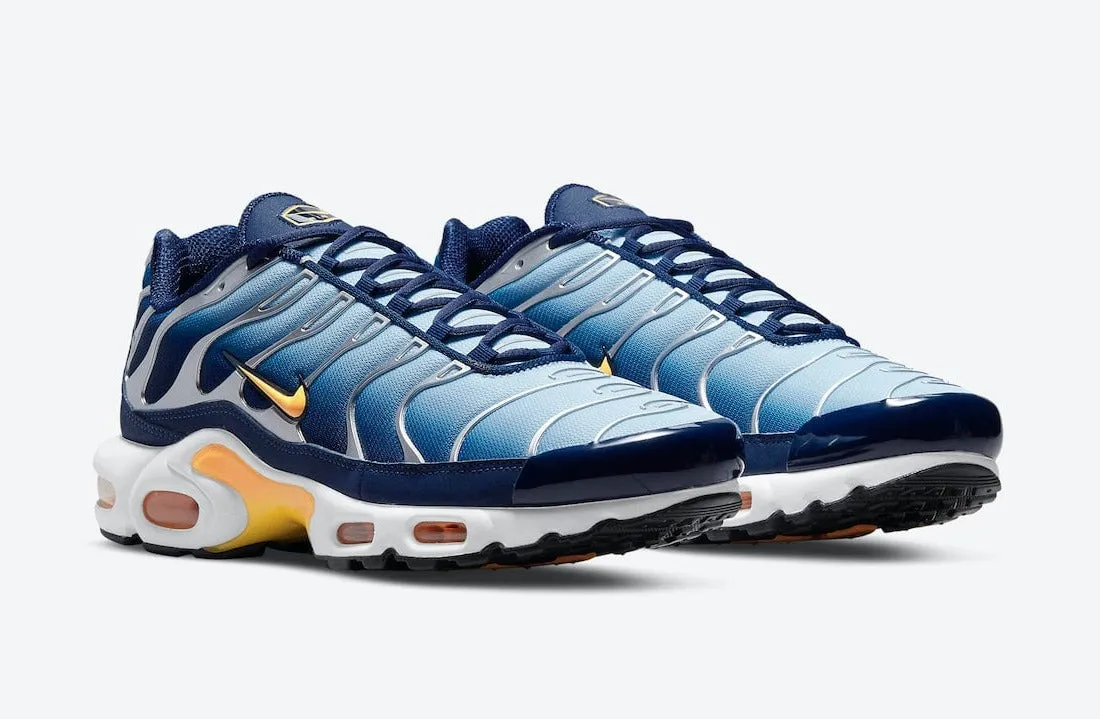 Nike Air Max Plus Sky Blue Laser Orange